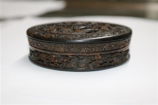 A 19th century Chinese tortoiseshell snuff box